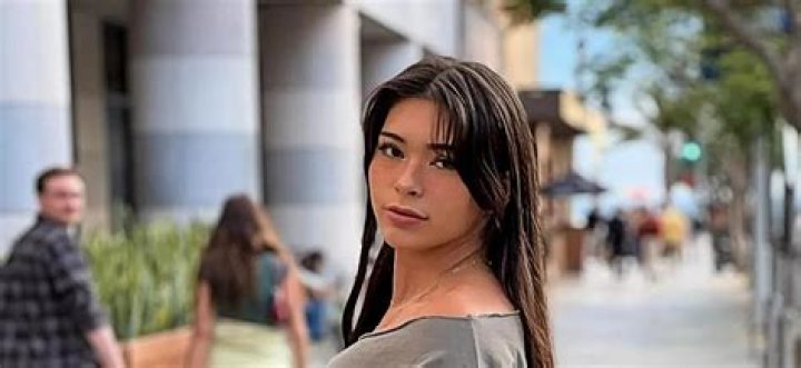 Aishah Sofey: The Rising Star in the World of Entertainment