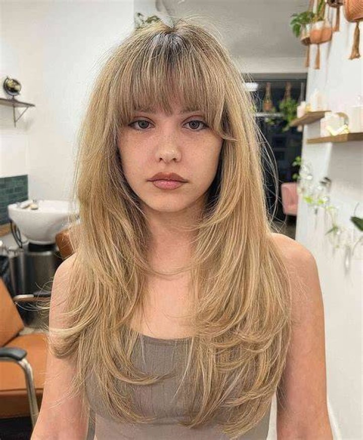 Angel Cut with Layers: The Ultimate Guide to This Trendy Hairstyle