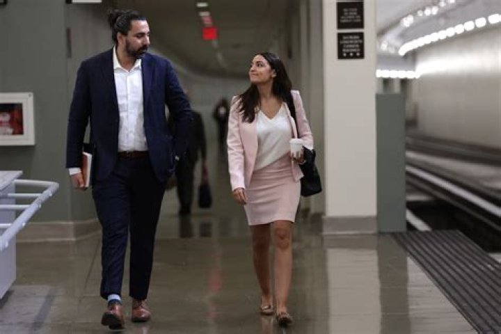 AOC Height Weight: Everything You Need to Know About Alexandria Ocasio-Cortez&rsquo;s Physical Attributes