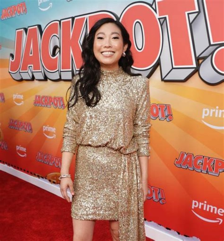 Awkwafina Relationship: A Deep Dive into Her Love Life