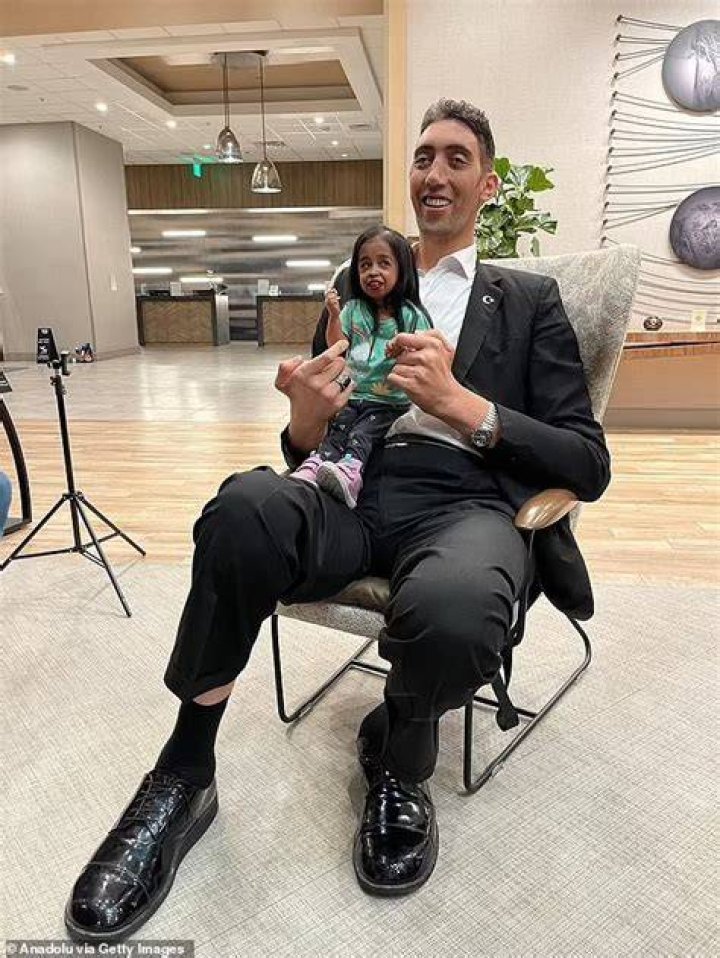 Discovering the Life of the World’s Tallest Man