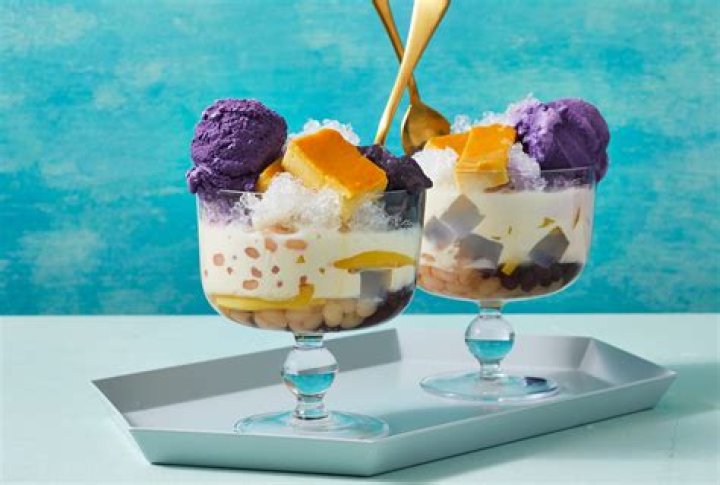 Exploring the Delicious World of Es Foo: A Guide to This Refreshing Asian Dessert