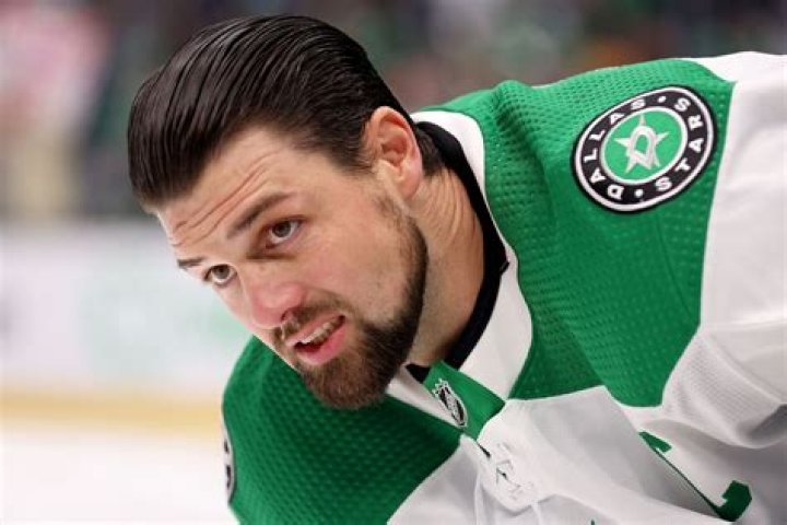 Jamie Benn Net Worth: An In-Depth Look at the NHL Star's Financial Success
