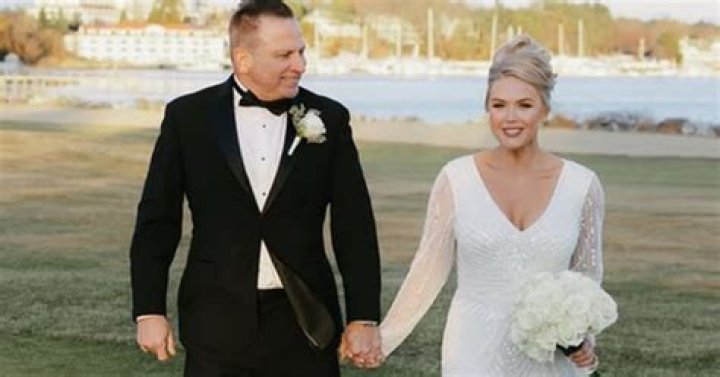 Karoline Leavitt's Husband Nick: A Deep Dive into Their Relationship