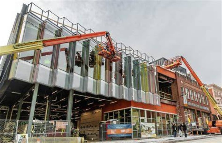 Pittsburgh Glass Center: A Hub of Creativity and Innovation in Pittsburgh, PA