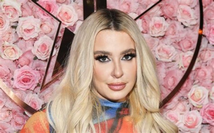 Tana Mongeau Nude: Unveiling the Controversial Journey of a Social Media Star