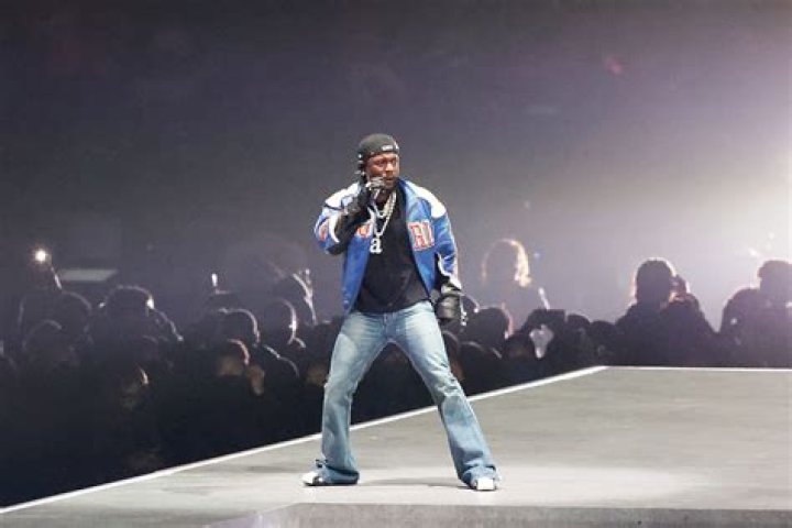 Usher's Electrifying Performance at the Super Bowl