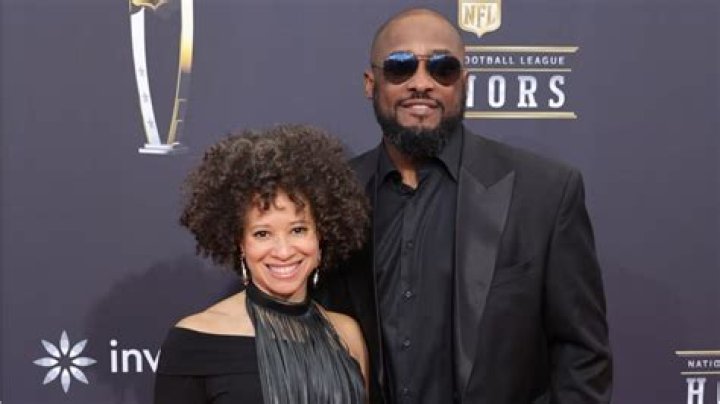 Who is Mike Bette's Wife?