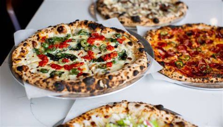 Woody's Wood Fired Pizza: A Slice of Heaven